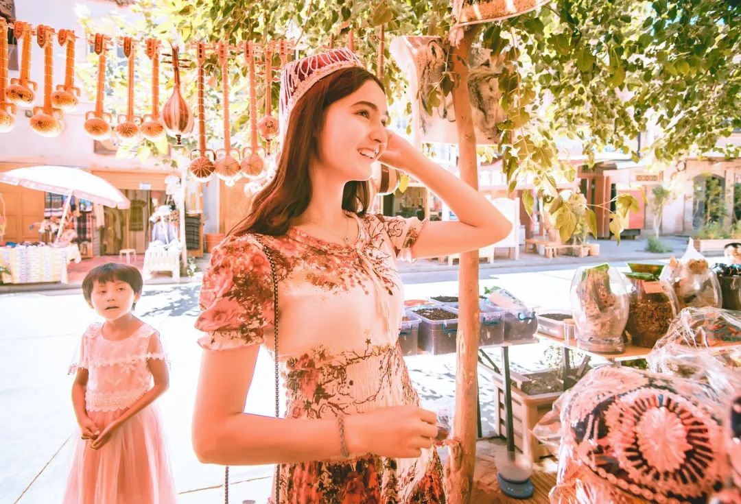 南疆的美又是另一种别样风情,北疆的风景南疆的风情