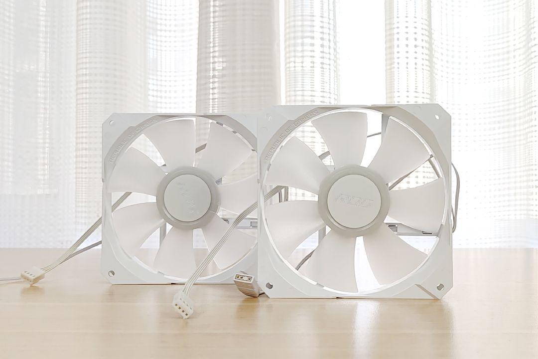 cpu水冷散热器到底怎么选,华硕吹雪240水冷侧面安装