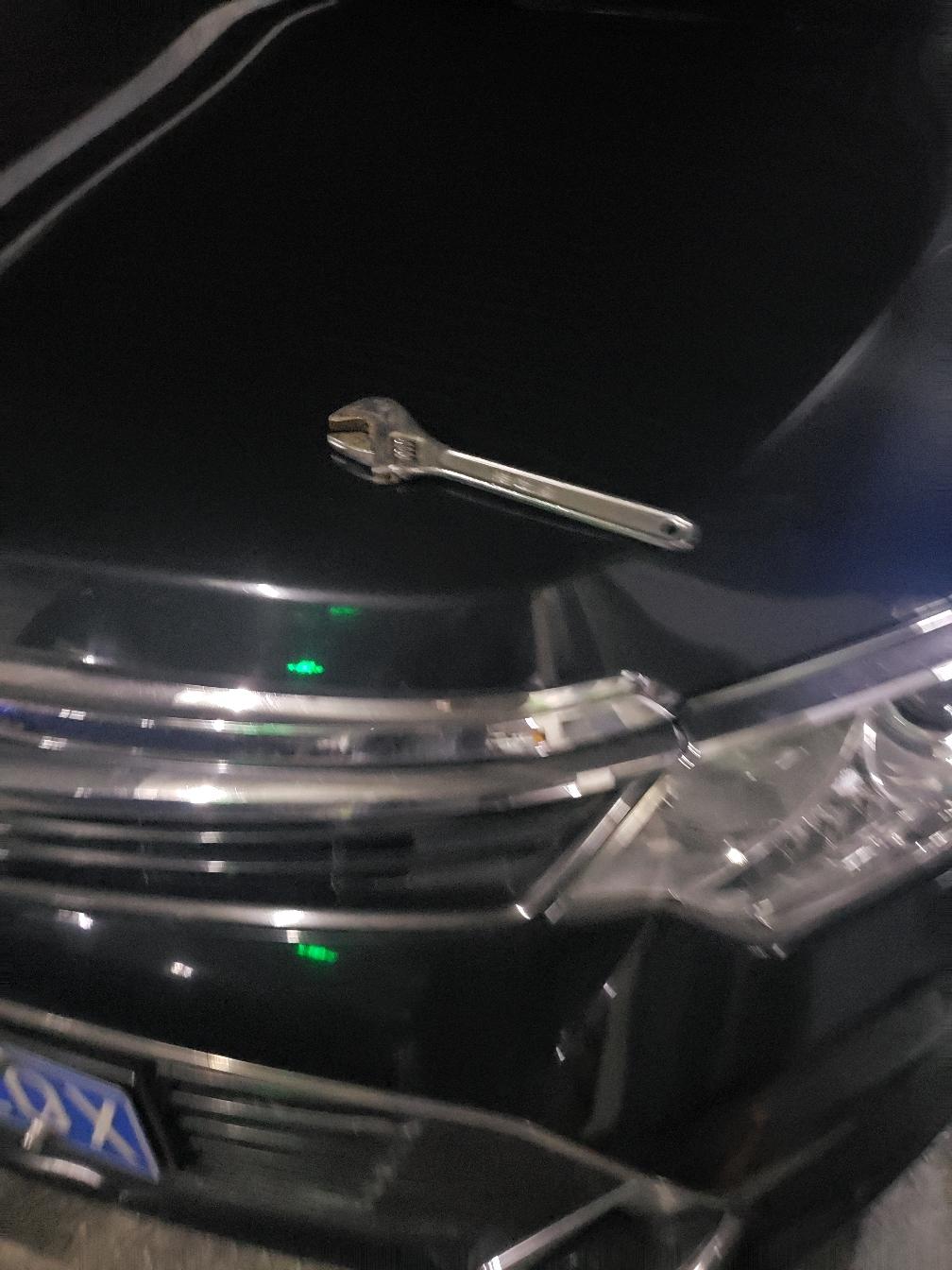 深圳布吉中心花园物业豪横，只让停车，却不收停车费