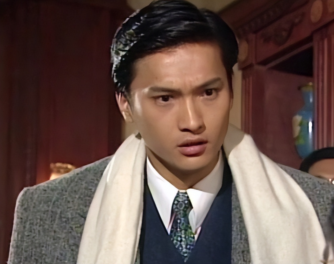 明明是双胞胎却被区别对待,明明是双胞胎却被区别对待的电影