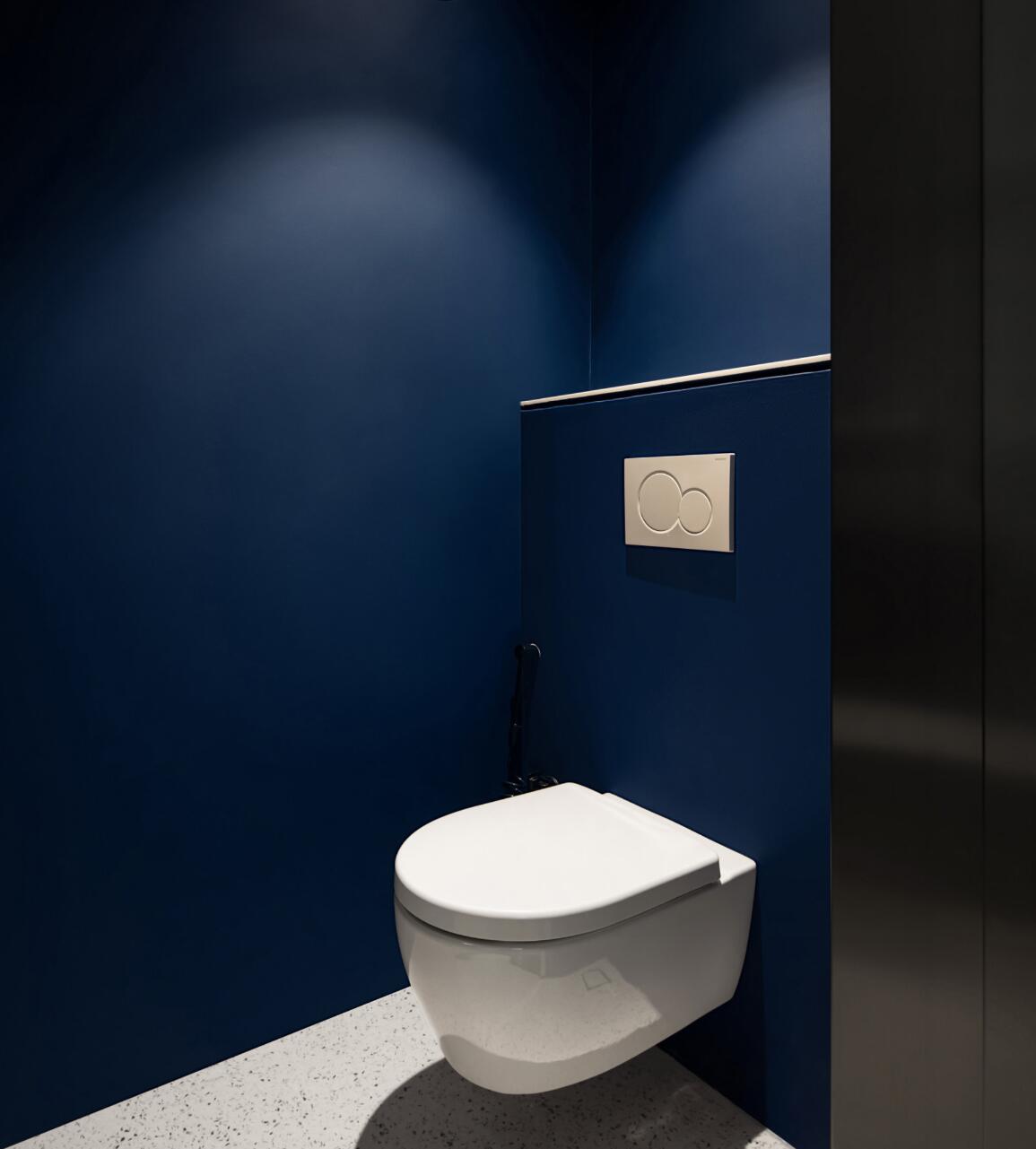 建造一个充满友善的岛屿,夫妻花30年建造海上小岛