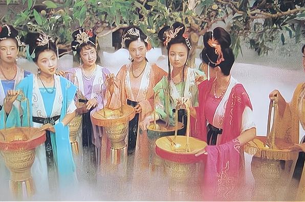 孙悟空偷蟠桃那段,孙悟空偷蟠桃的时候