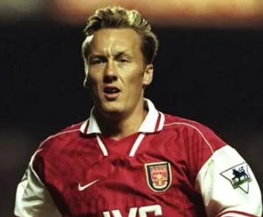 亨利加冕阿森纳队史射手王,哪位主持人看好阿森纳夺冠