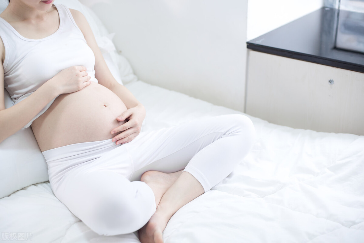 老公惹出事，女子*体下**流水1小时住院