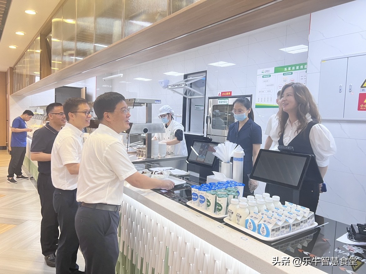 智能收银系统智慧餐饮,人脸识别自助结算智能餐台