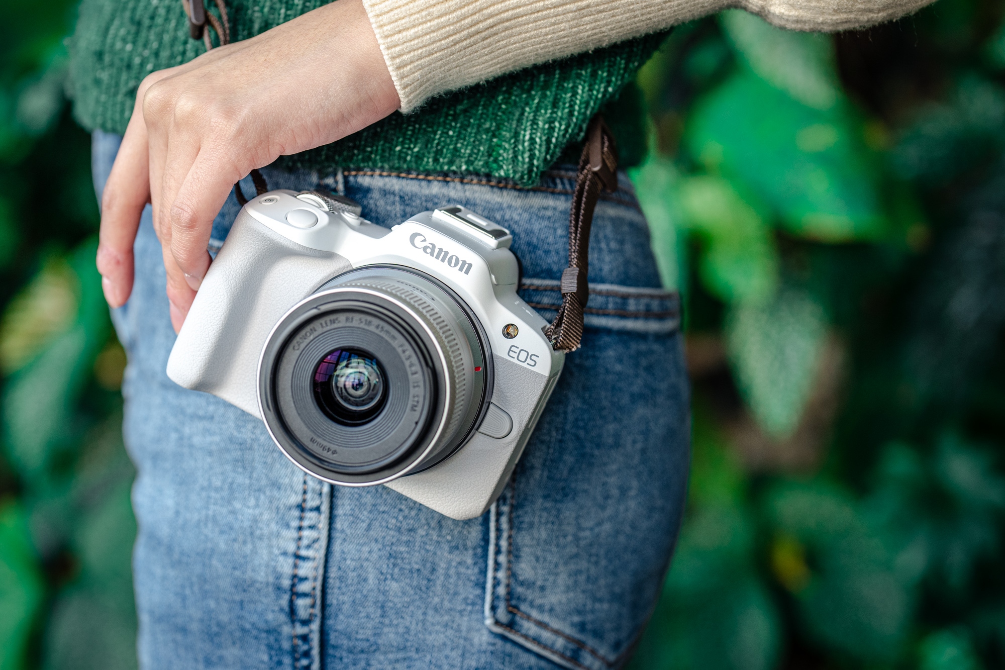 eos佳能轻便小巧,佳能微型相机eos