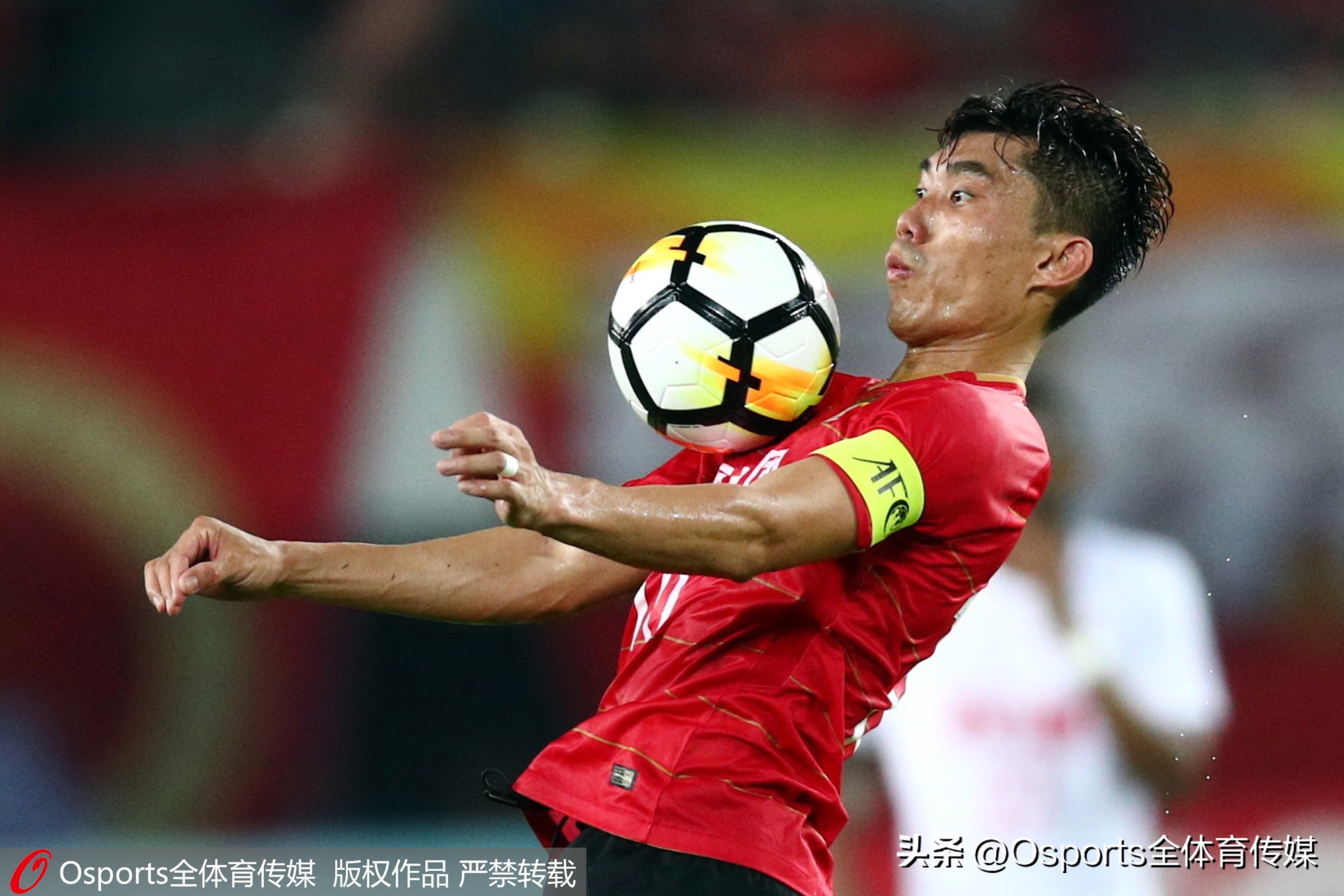 广州足球队宣布郑智担任一线队主教练回顾郑智职业生涯照