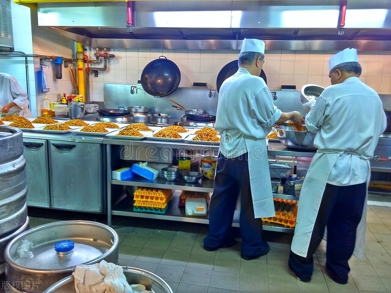 做厨师最好最开始要学会什么,厨师要想有前途需要做什么