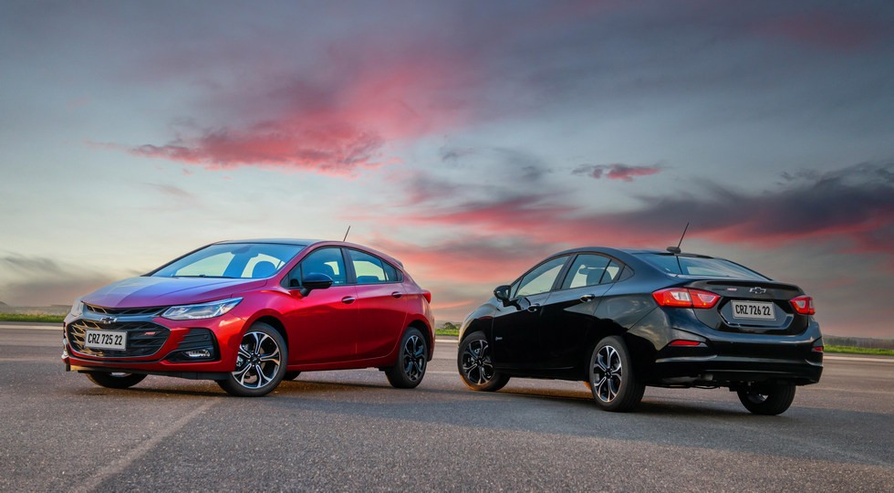 雪佛兰科鲁兹之后再无爆款车型,雪佛兰科鲁兹新款旧款照片对比