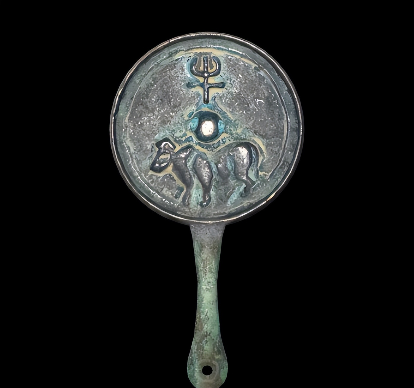 河南老汉靠造假发财,河南老汉造假一年赚1亿多