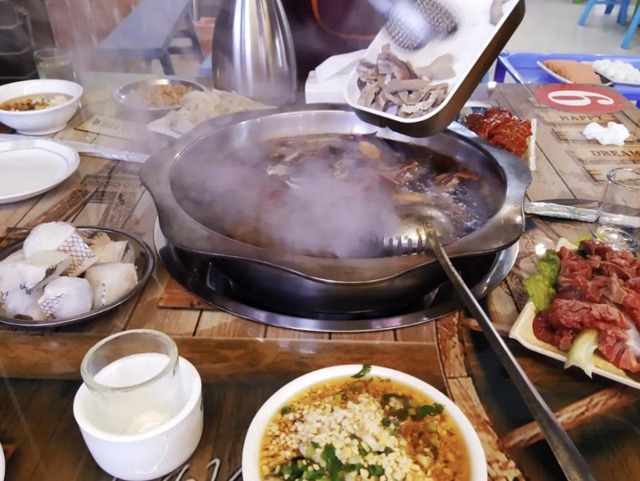 青白江美食打卡地,青白江100元美食街