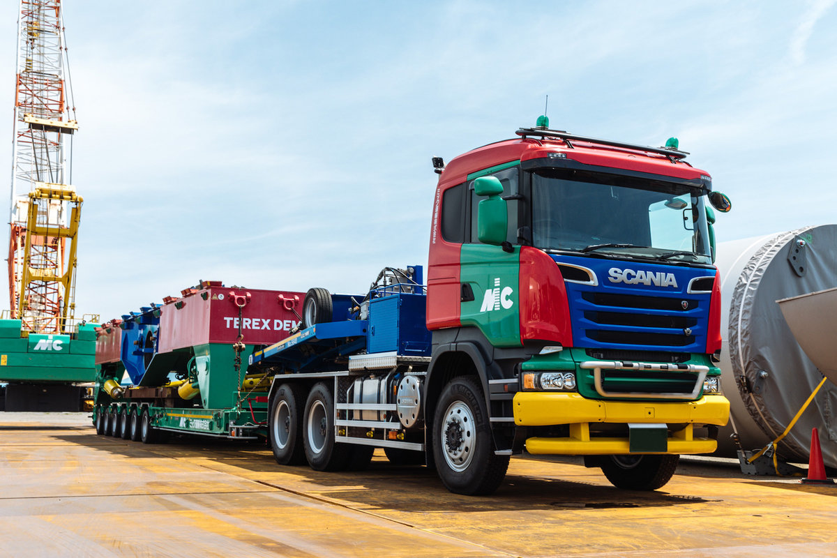 53周岁生日快乐！揭秘斯堪尼亚V8发展史，公路之王如何步步加冕？