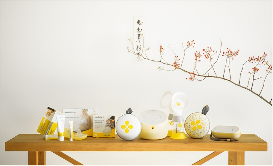 坚持母乳喂养美德乐吸奶器,母乳护理测评