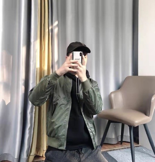 加绒卫衣外套内搭毛衣,冬天内搭是卫衣保暖还是毛衣保暖