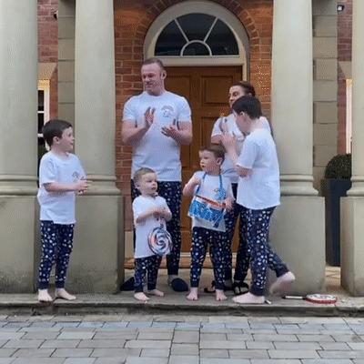 ins泄密,聊聊活色生香球星太太团恩怨情仇…