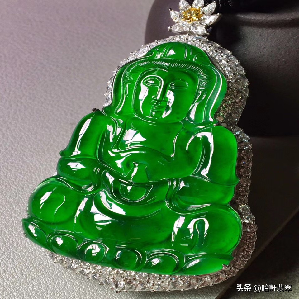 莫西沙翡翠观音成品,莫西沙场口的正装观音