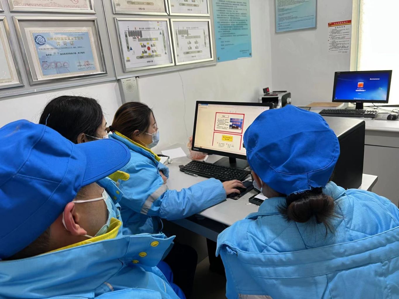 以高水平安全保障服务高质量发展六盘水高新区2023年“安全生产警示月”系列活动综述