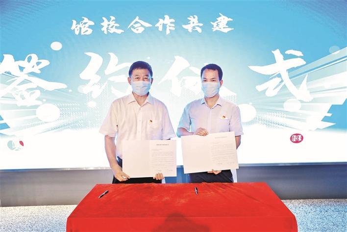 深圳宝安凤凰小学,深圳市宝安区凤凰学校视频