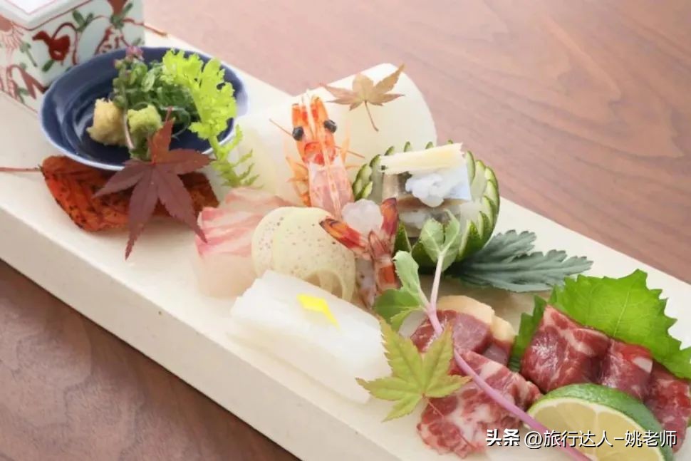 日本冰雪温泉之旅,迎着飞雪泡温泉日本冬季小众游