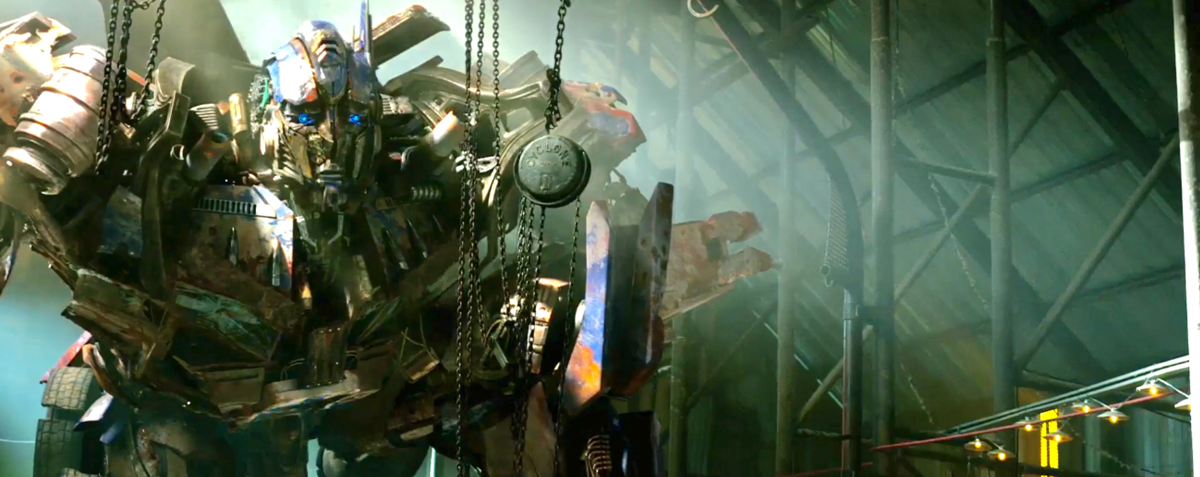 变形金刚禁闭人气为什么这么高,变形金刚禁闭战斗画面