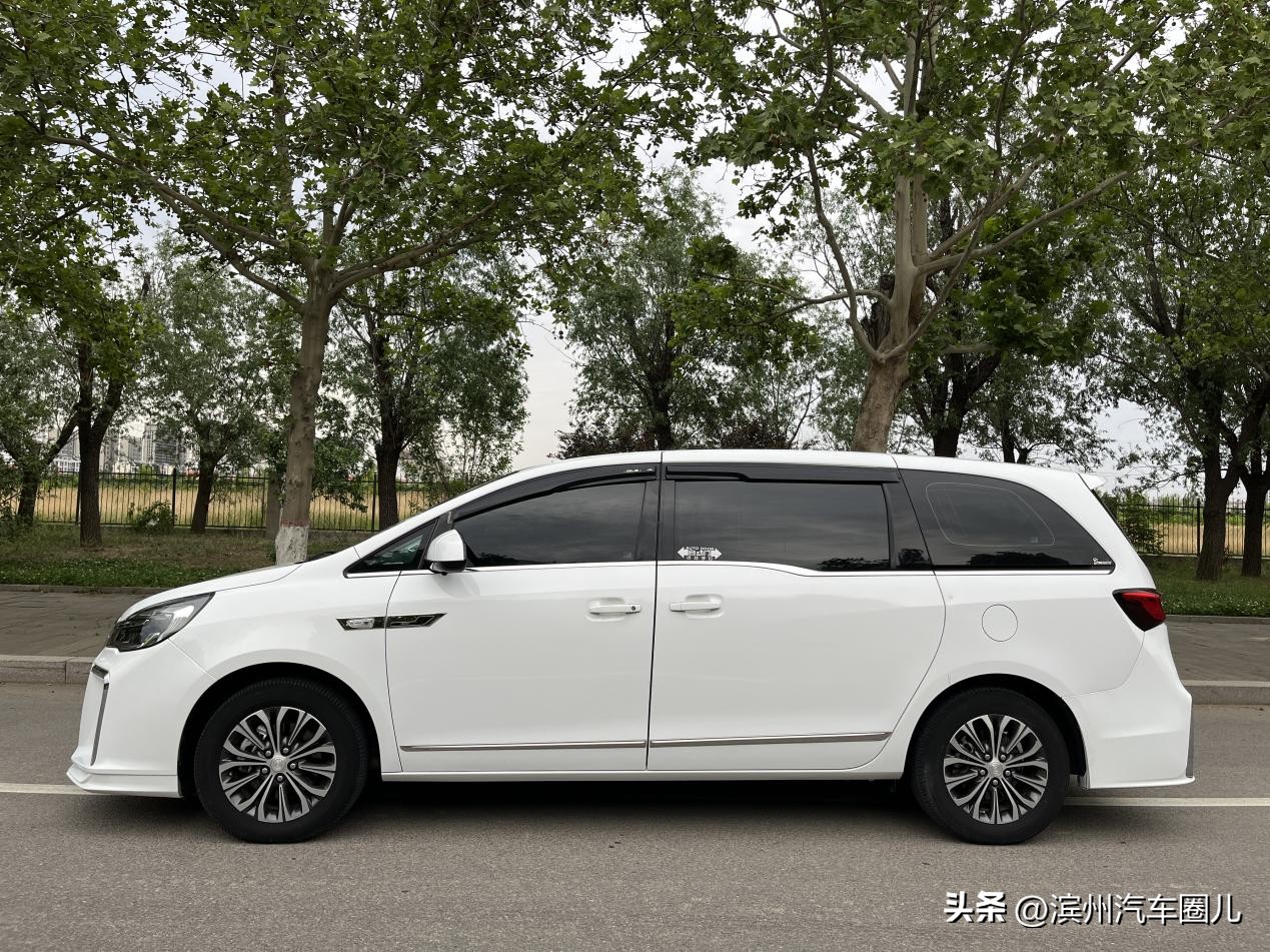 二手gl8陆尊值得买吗,二手别克gl8值得买吗