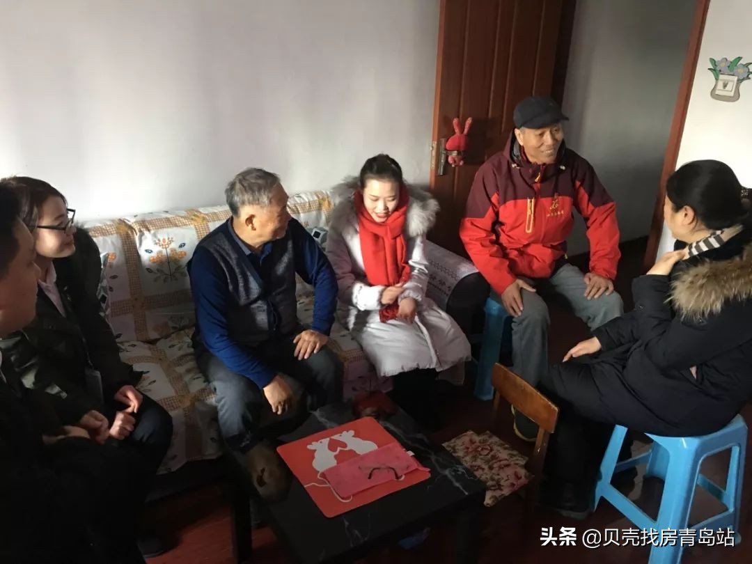 战疫一线的90后社区民警,疫情前线的90后