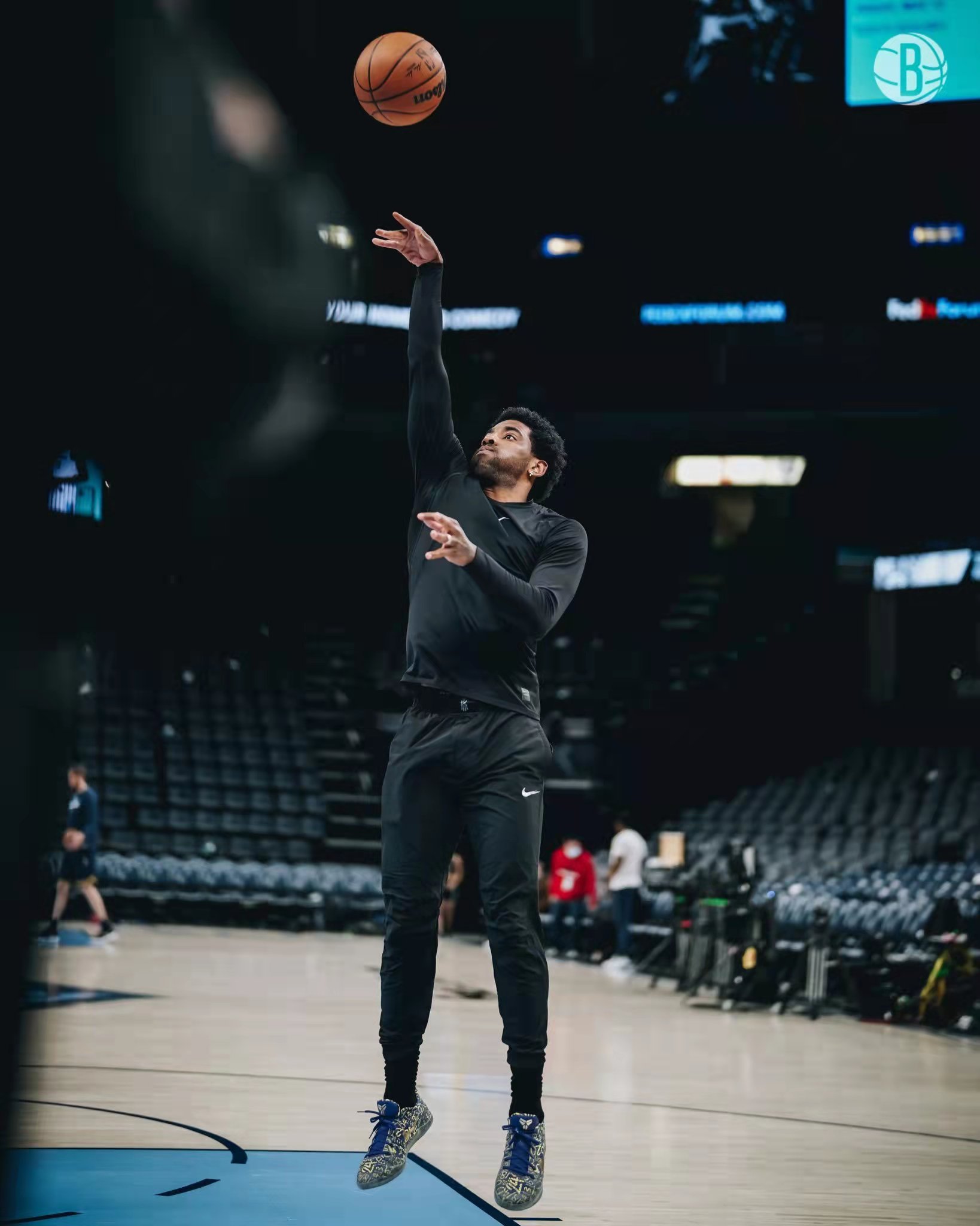 球鞋上脚集锦：0与1的美妙邂逅...