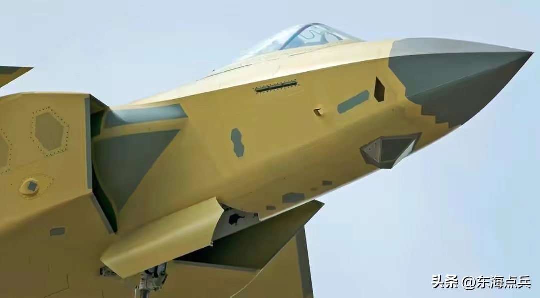 美媒歼20,歼20首架升级版航程