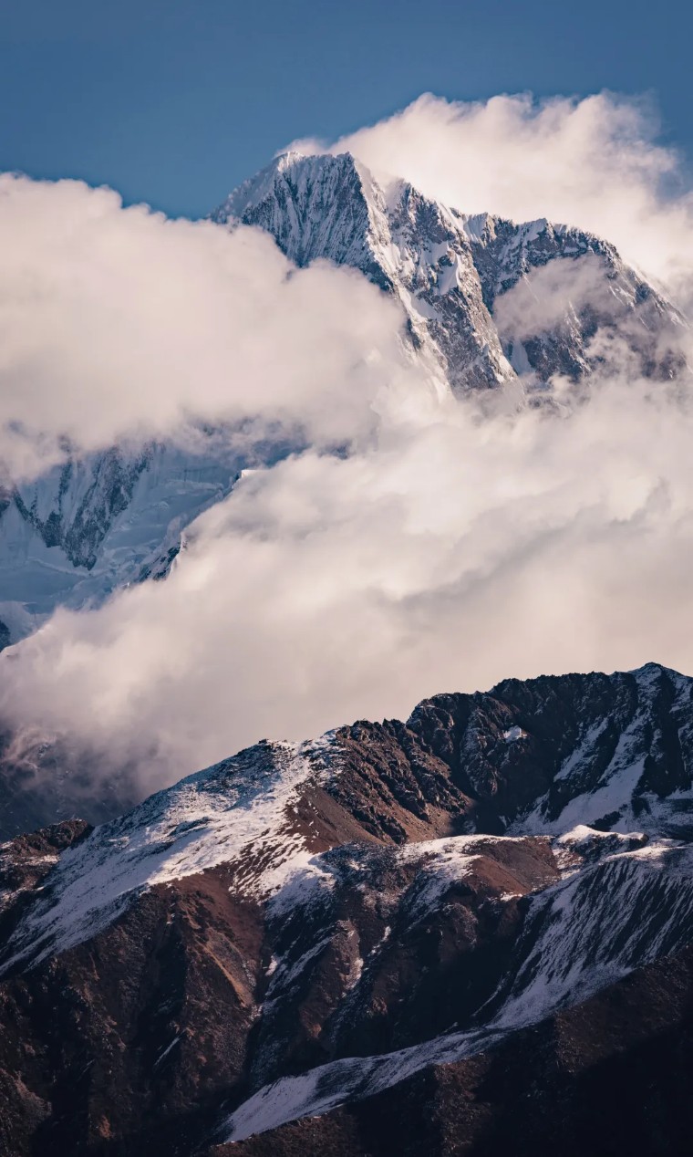 贡嘎徒步穿越子梅垭口,子梅垭口看贡嘎雪山蜀山之王