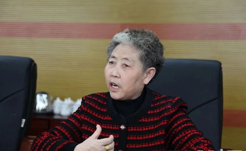 全面退网，被迫闭嘴！“愤怒”的老干妈，被上了一课