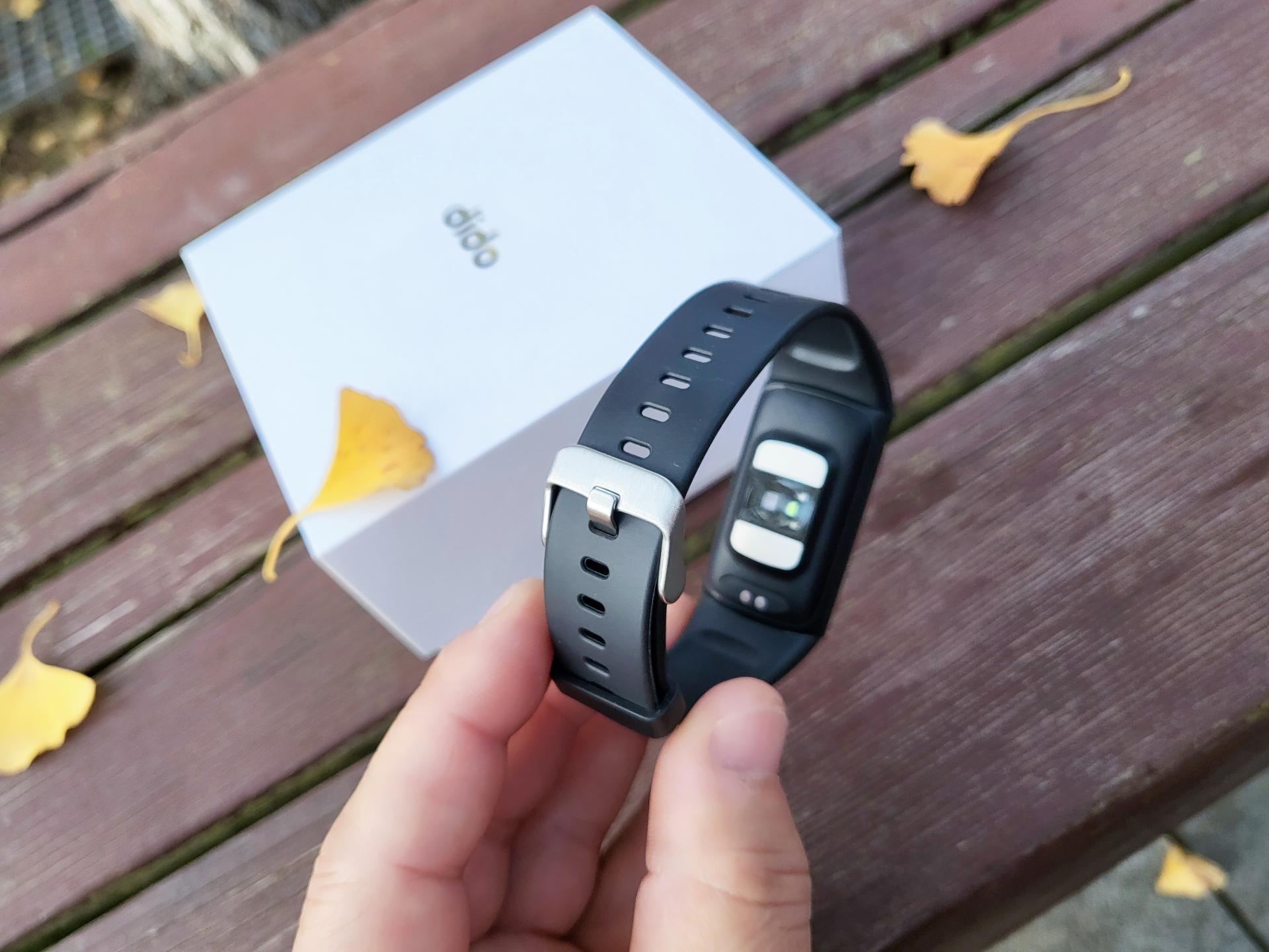 手环健康监测哪款比较好,dido智能手环f50s和r40s区别