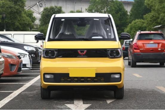 时尚的代步车宏光miniev马卡龙,宏光miniev马卡龙神秘车