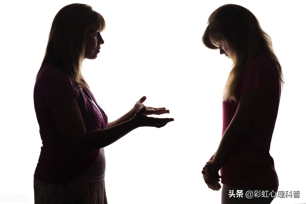 女儿21岁谈恋爱父母该怎么办,女儿恋爱了父母的应对方法