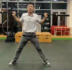 高尔夫新时代革命打远三部曲—如何提高骨盆速度?