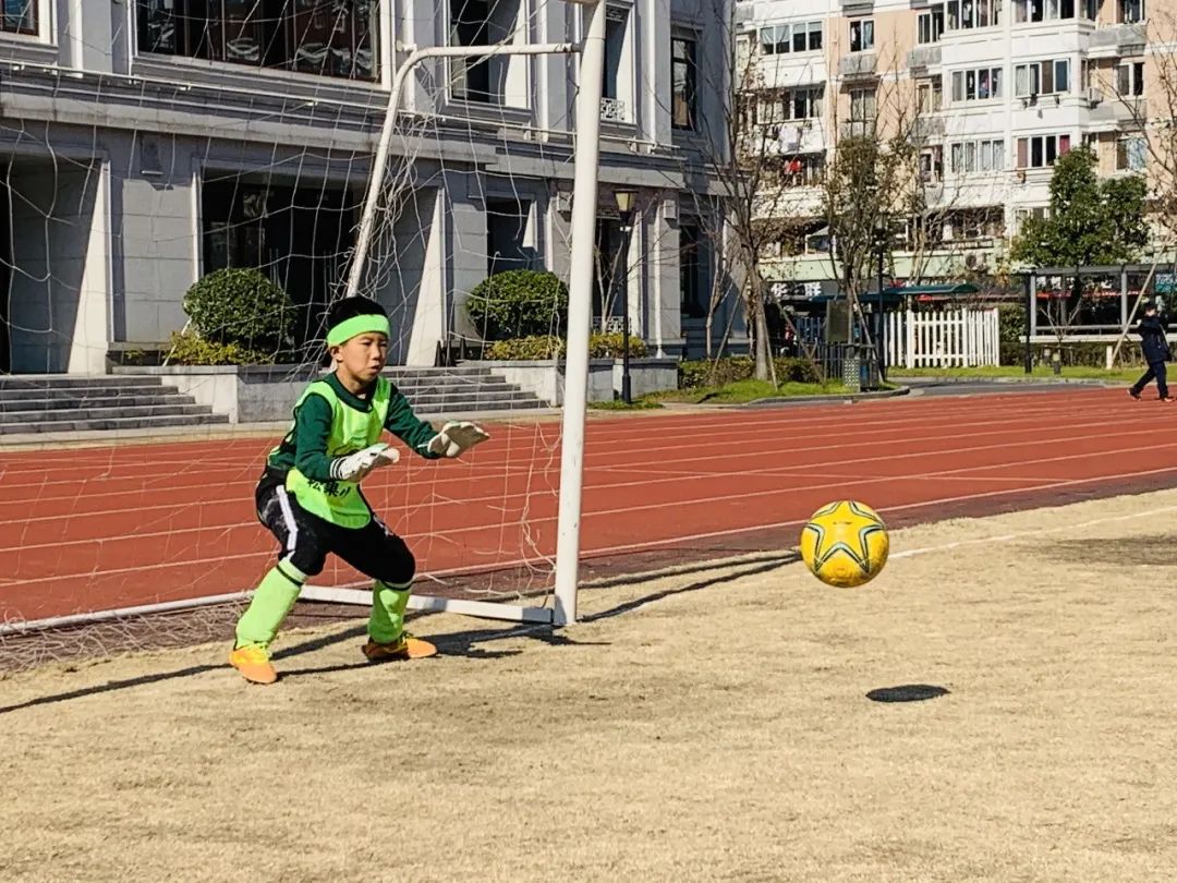 放飞梦想|二年级组率先打响杭州春晖小学第一届校园足球联赛
