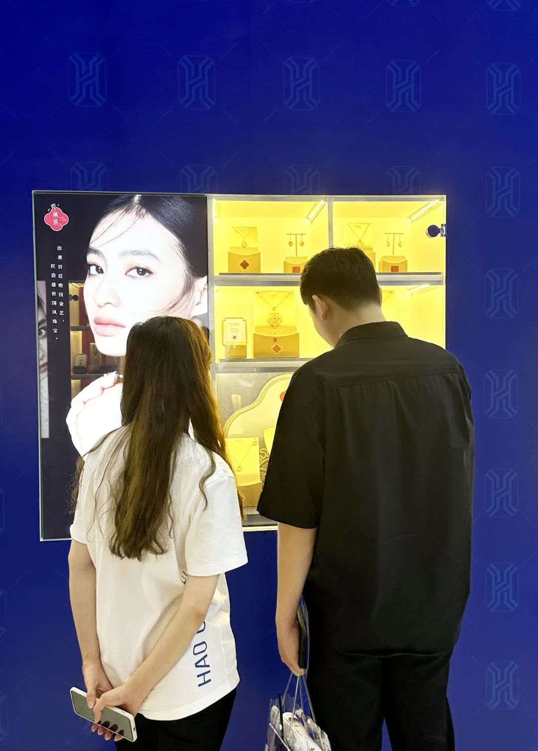 粤豪珠宝在深圳珠宝展,粤豪珠宝深圳展厅