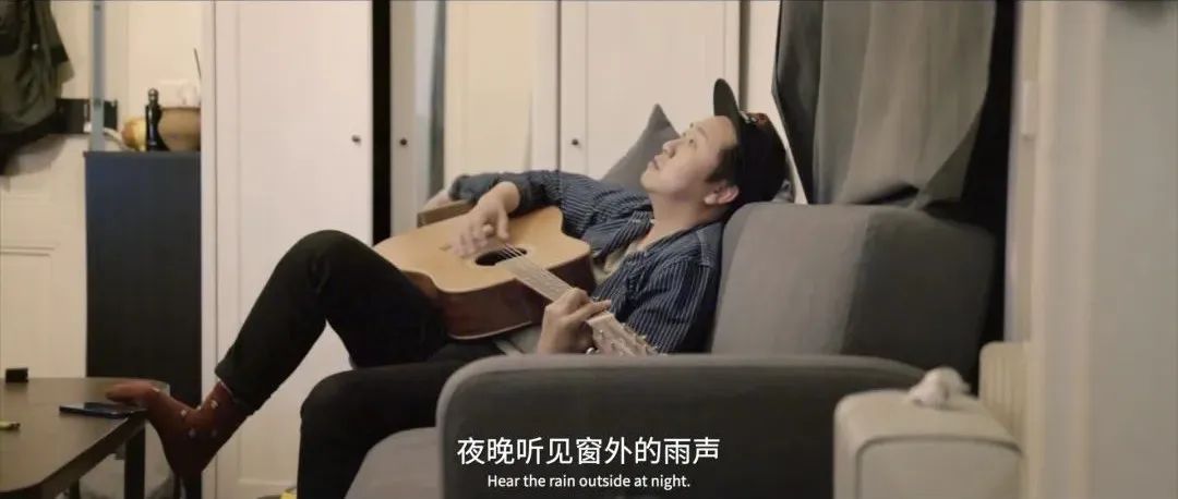 留学生崇洋媚外，活该有家难回？看完一部片，再也不会这样说