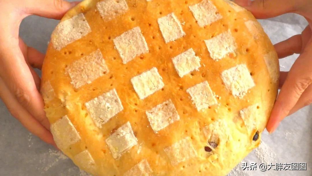 高筋面粉做面包不用厨师机,没有厨师机怎么做全麦面包