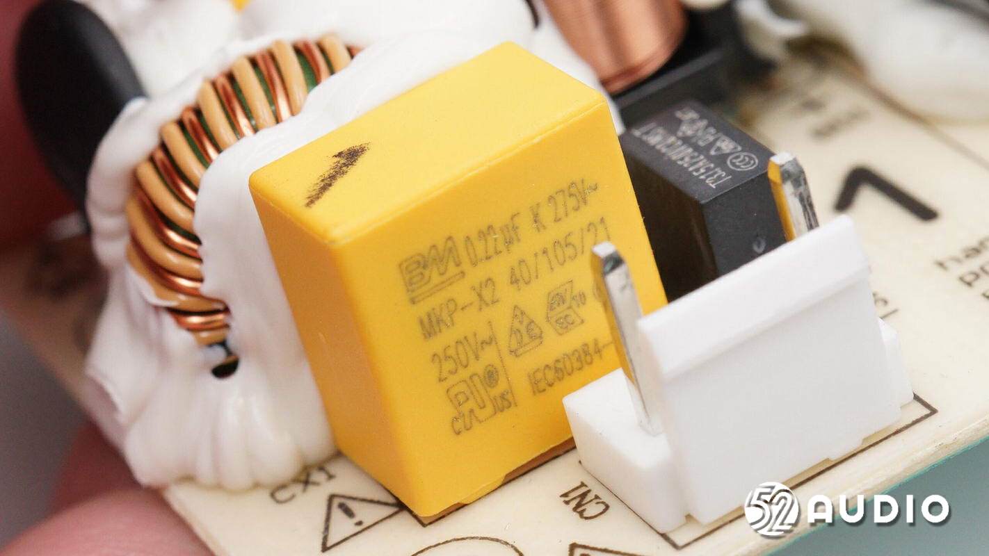 雷蛇天狼星v2专业版,razer雷蛇利维坦巨兽v2和天狼星v2