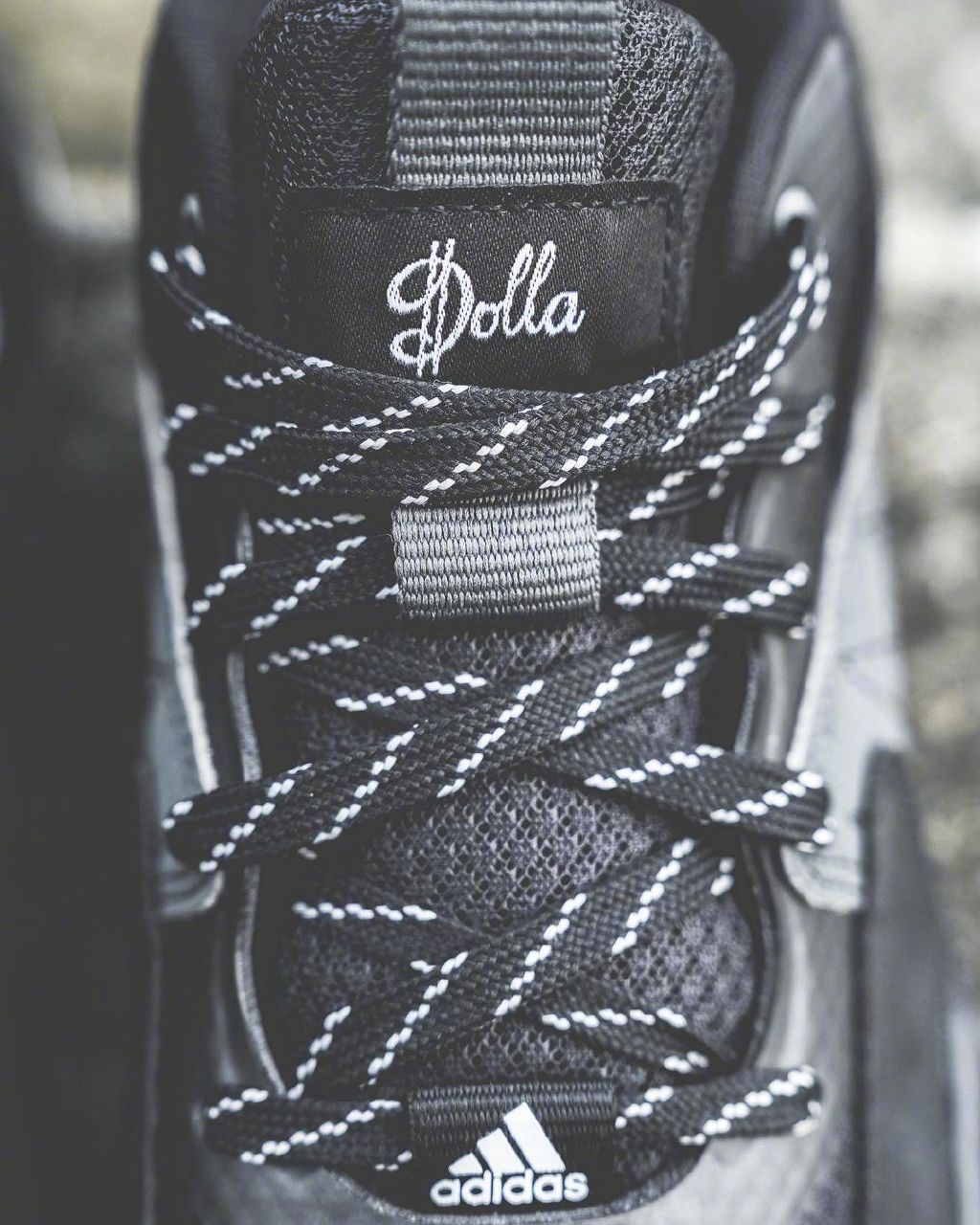 阿迪特雷杨2代战靴,特雷杨3代球鞋