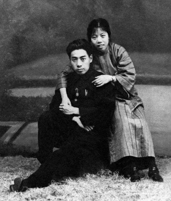 “邓老太太”杨振德：她的自强自立，深刻地影响了女儿*颖超邓**的性格和人生