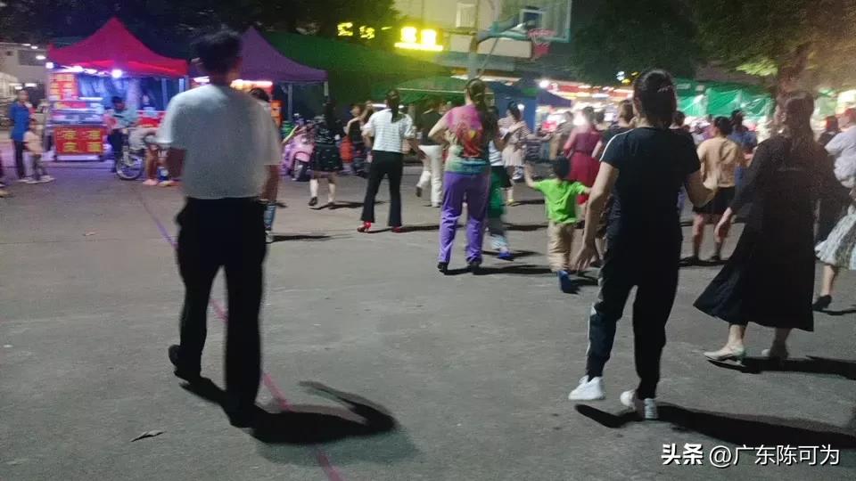 人生虚度光阴，半生漂零