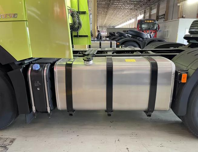 大运重卡v9自动挡操作方法,大运v9重卡新款内饰