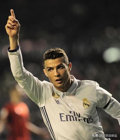 足坛颜值天花板照片c罗,足坛球星颜值巅峰照片