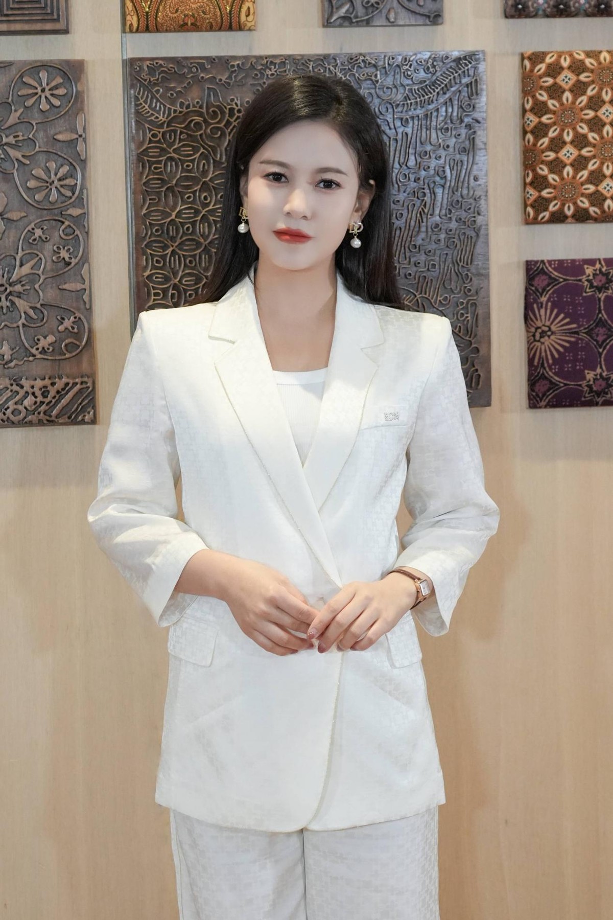 主持人刘美希最新消息,主持人刘美希最新写真曝光