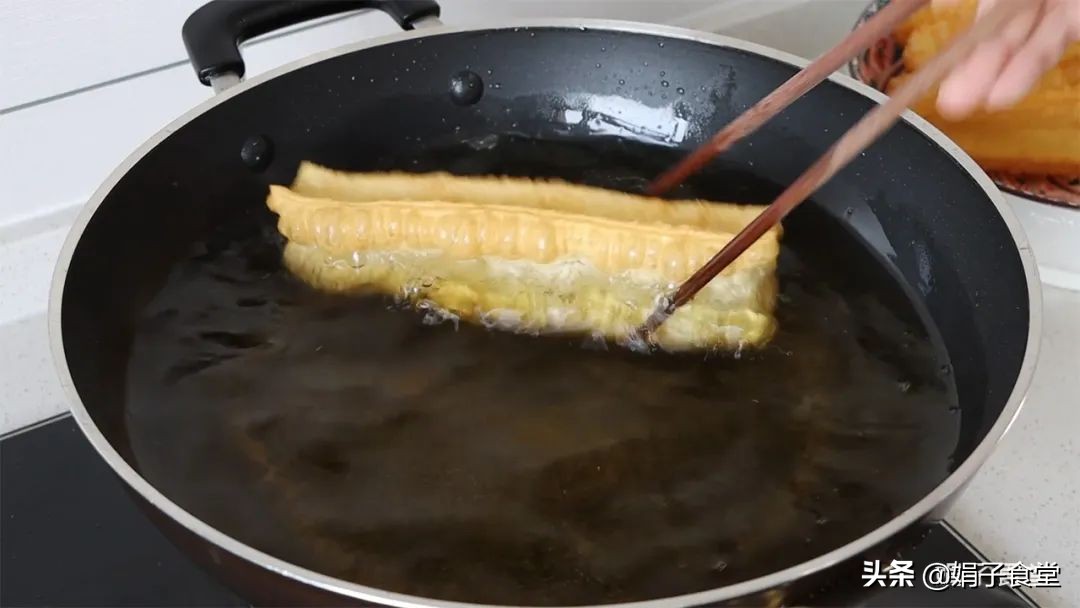 教你在家自制健康油条4种做法,健康酥脆油条的做法和配方