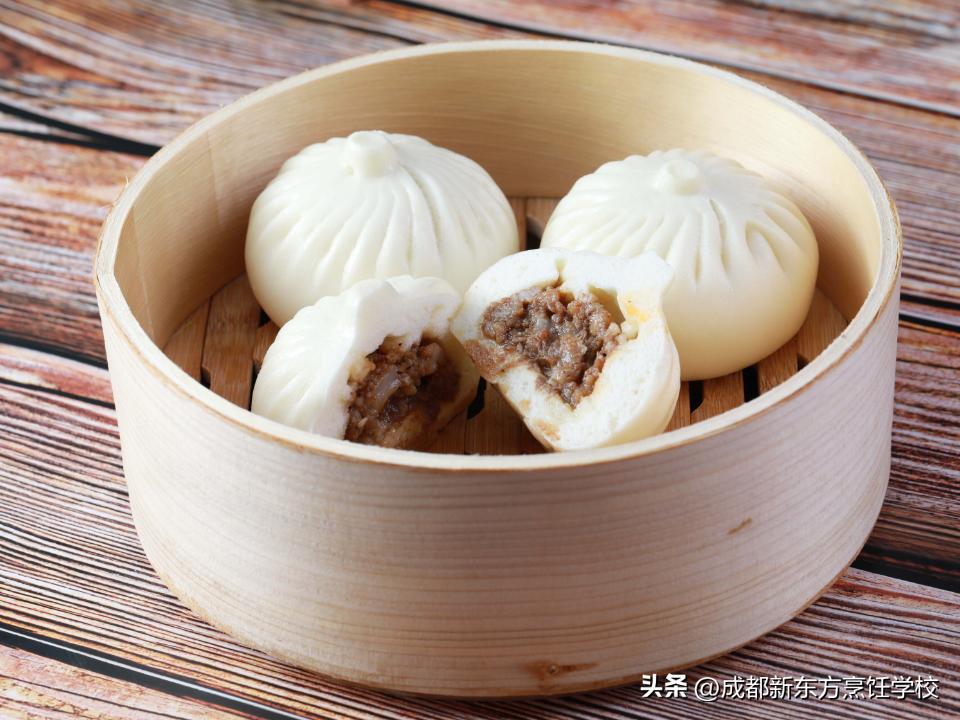 餐饮创业做什么比较容易成功呢,什么样的人做餐饮创业难度大