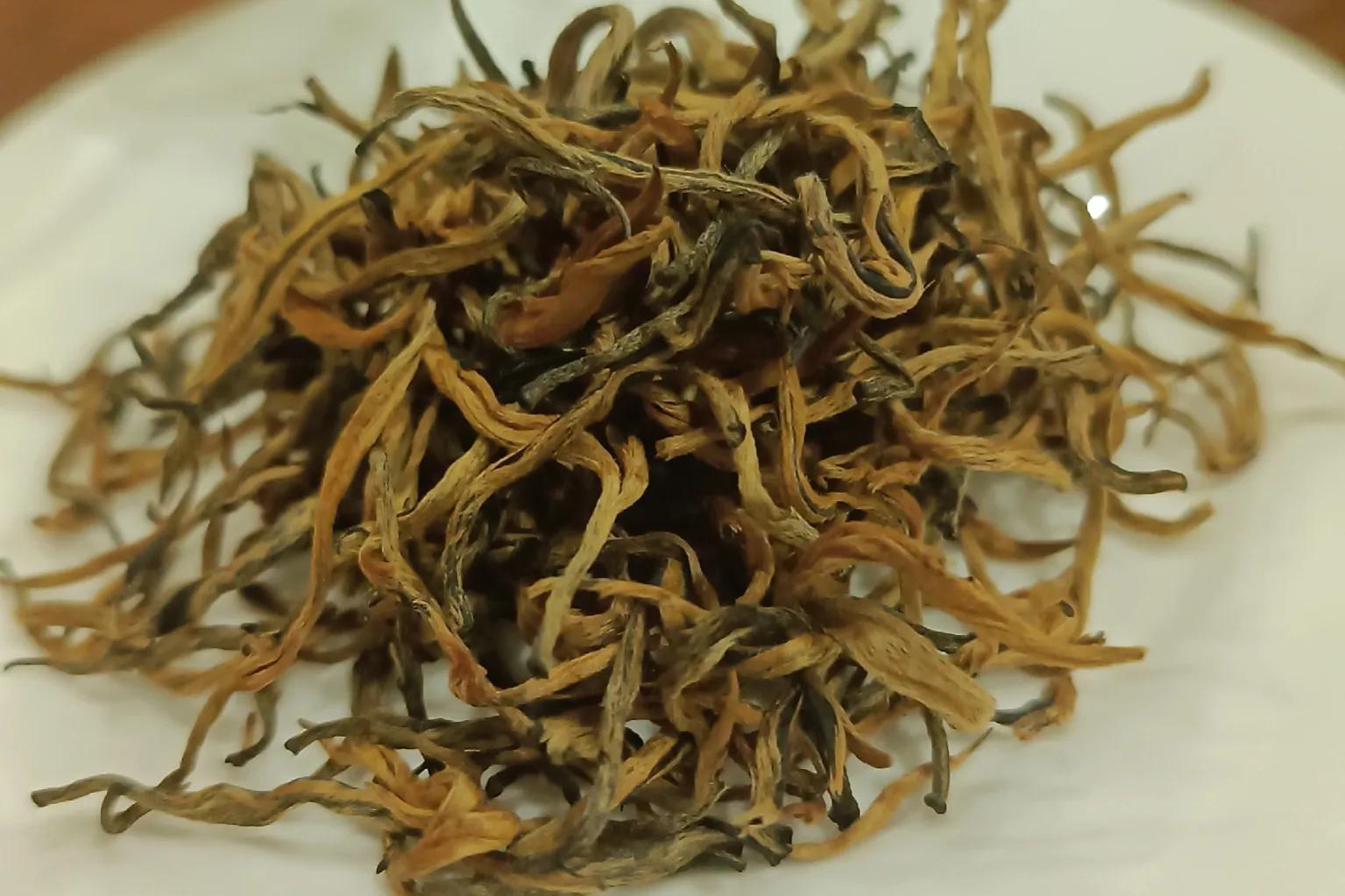 凤庆滇红茶特点,滇红茶叶的特点和口感
