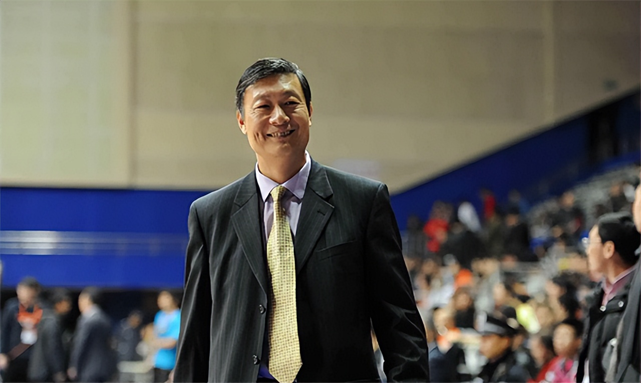 中国男篮国手李根再婚,男篮李根现任妻子