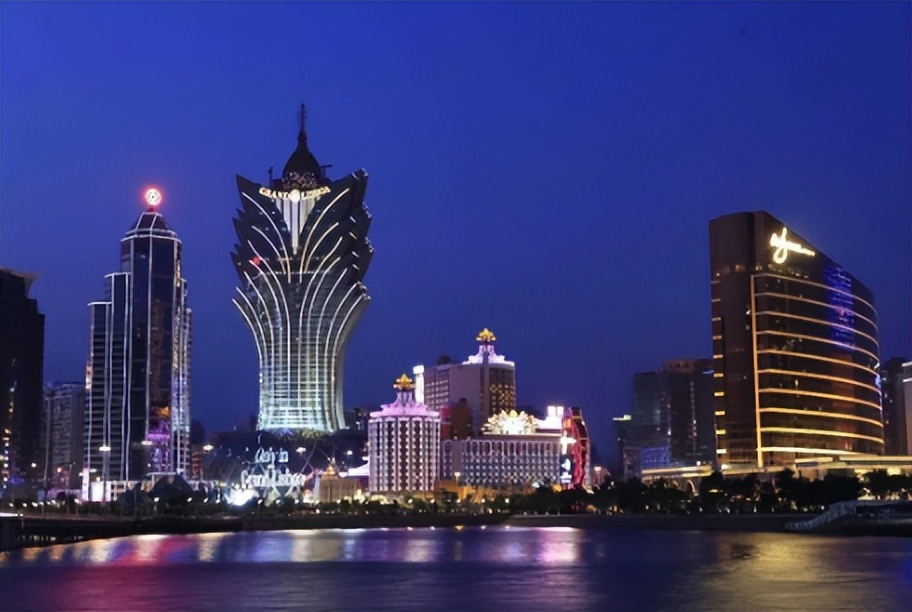 卖房子买保险是大势所趋,卖房子买保险这是疯了吗